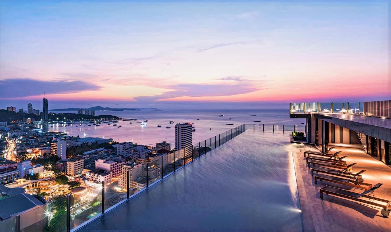 The Base Central Pattaya Bagian luar foto